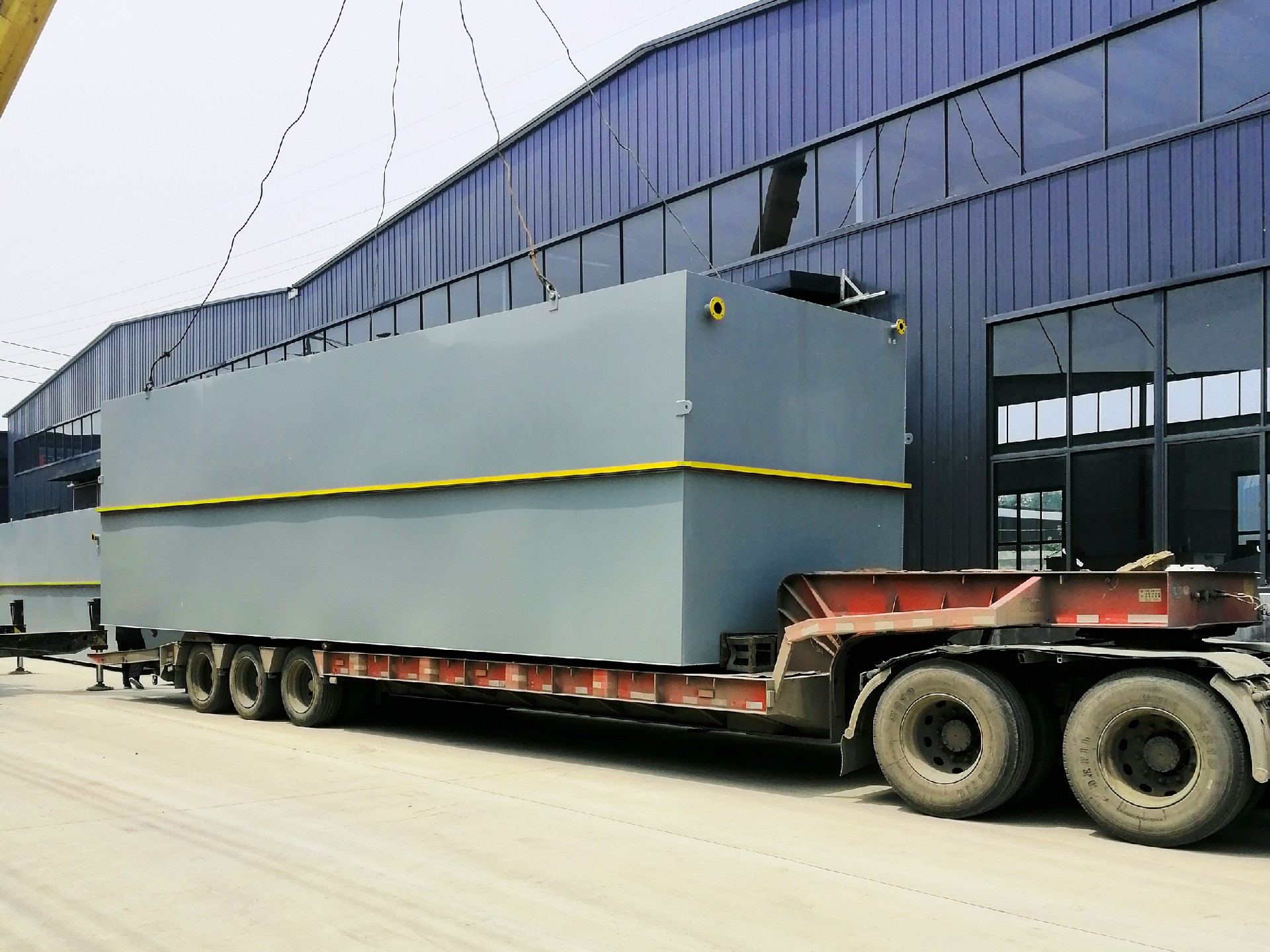 1714295913702068.jpg 一體化污水處理設(shè)備_工業(yè)一體化污水處理設(shè)備_一體化污水處理設(shè)備廠(chǎng)家